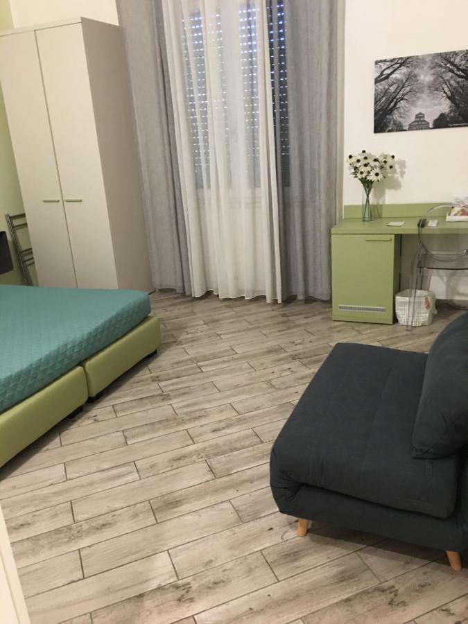 B&B Ariston Pisa Tower ภายนอก รูปภาพ