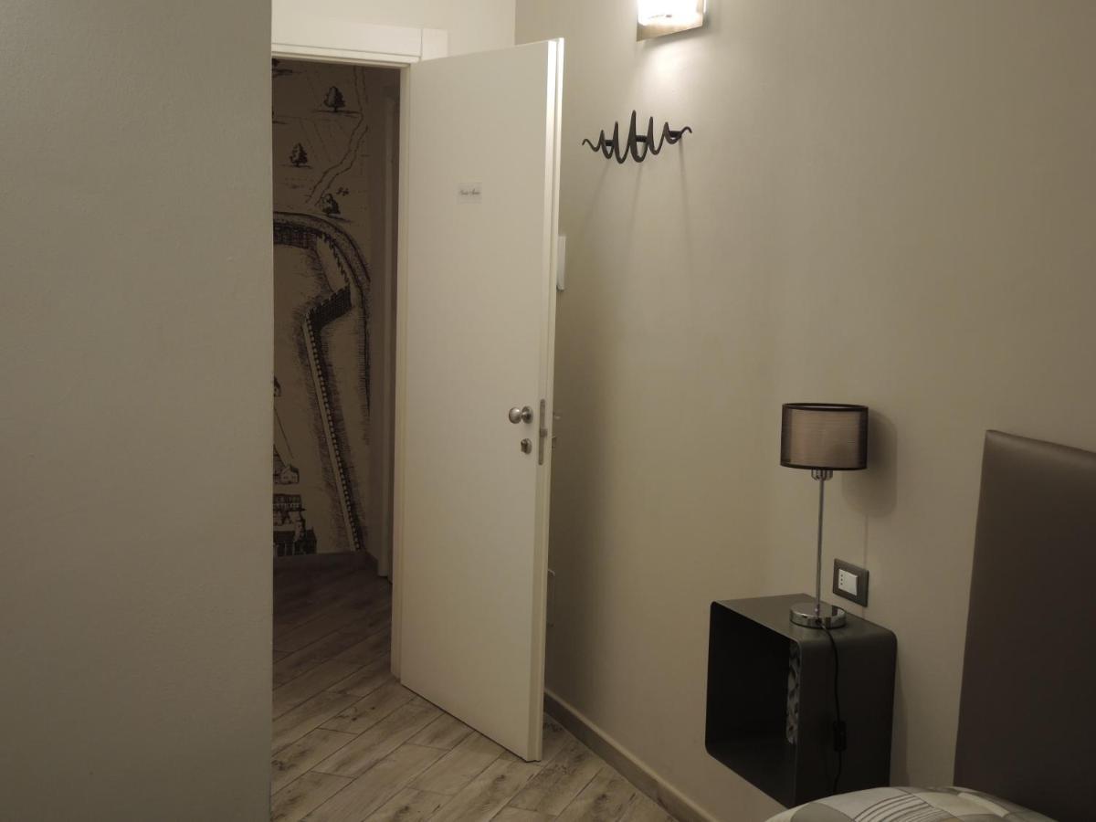 B&B Ariston Pisa Tower ภายนอก รูปภาพ